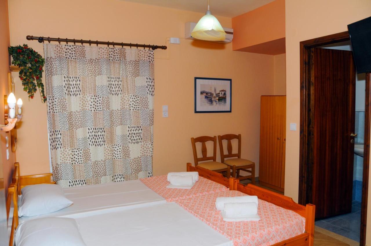 Nefeli Rooms Пефки Стая снимка